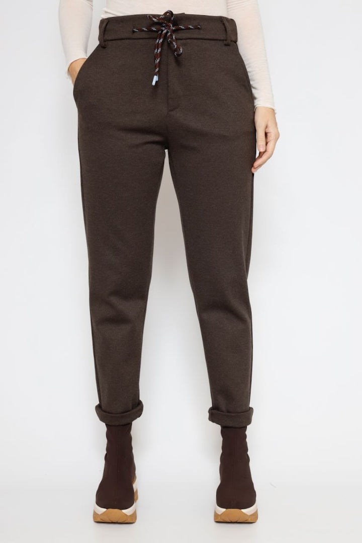 PANTALÓN P3KSDKB000-MARRON