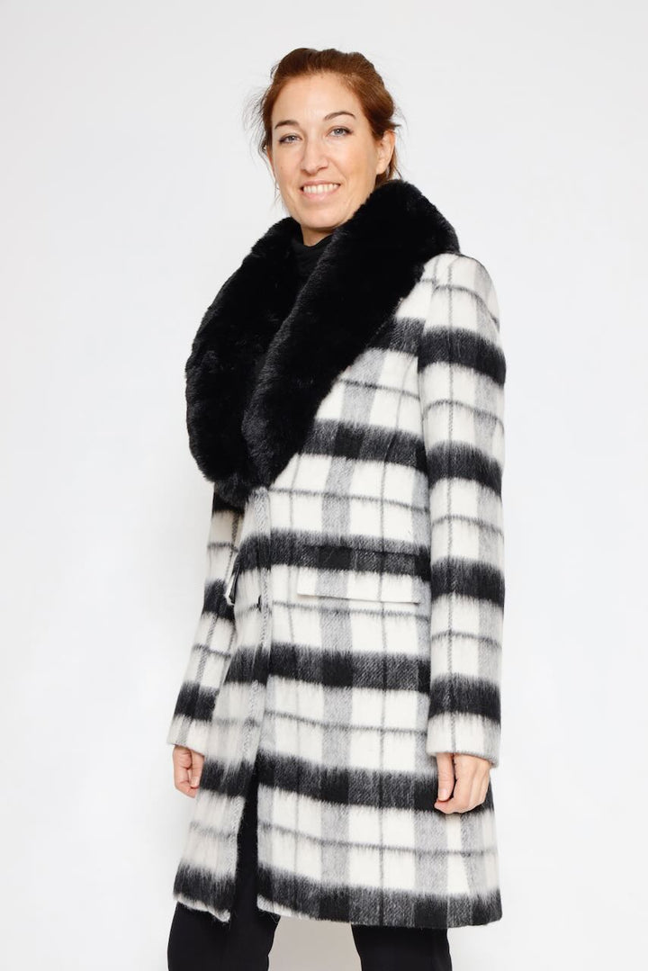 ABRIGO WC1016W80695-NEGRO/BLANCO