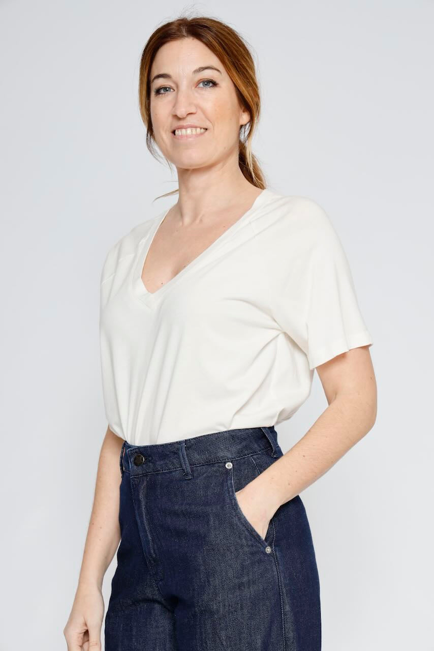 CAMISETA BY10320-LATTE