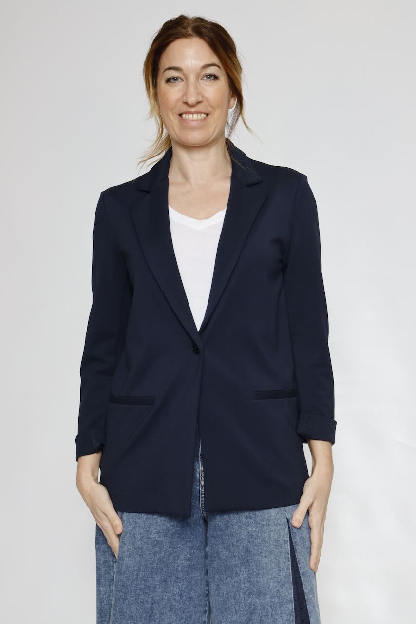 AMERICANA OVER JAH1LHZ-MARINO