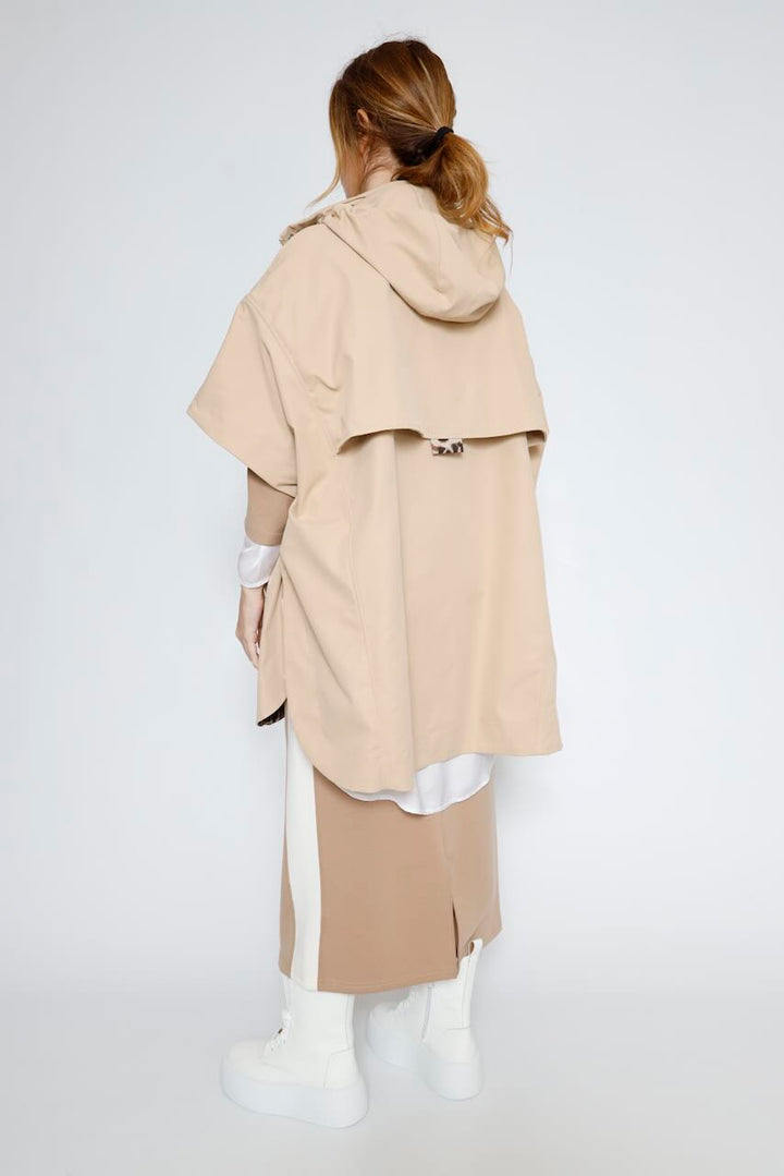 CAPA  GUST.7002621-BEIGE