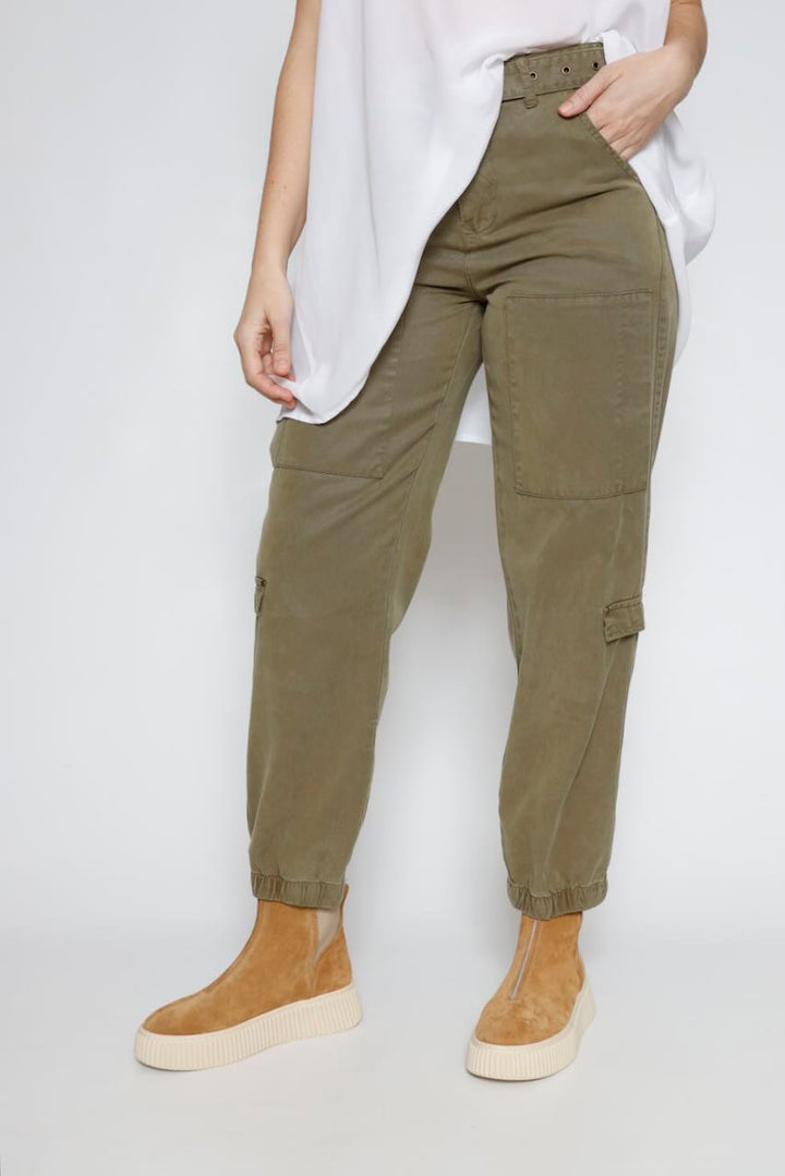 PANTALÓN CIARA JAZZ-MILITAR