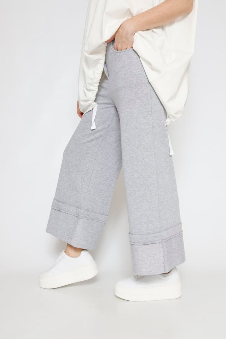 PANTALÓN FELPA GRIS P25DE211-GRIS