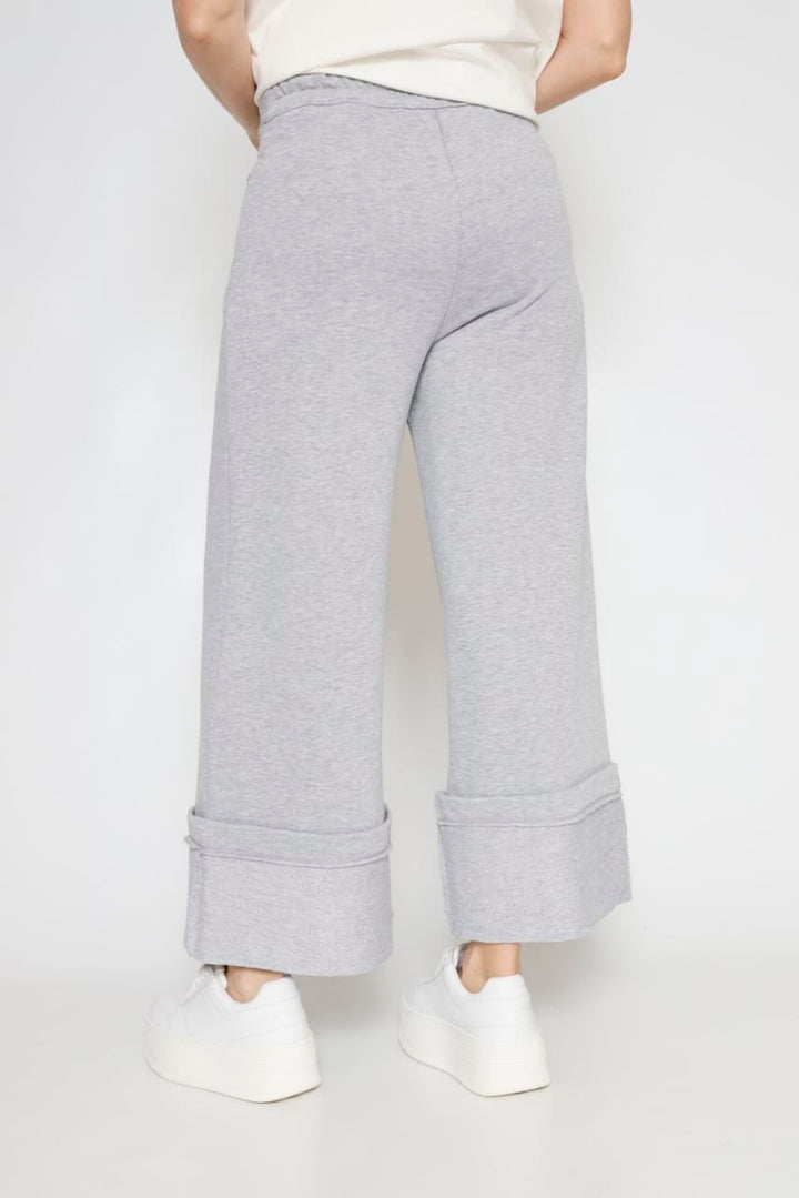 PANTALÓN FELPA GRIS P25DE211-GRIS