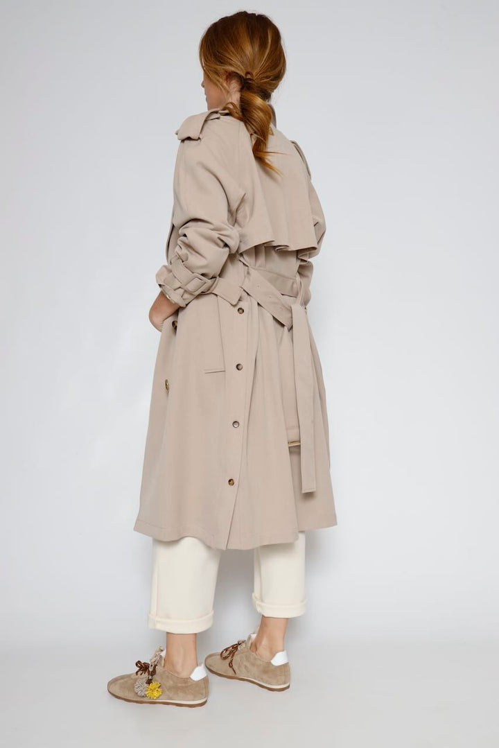 Gabardina larga de corte regular SC7002W45901-BEIGE