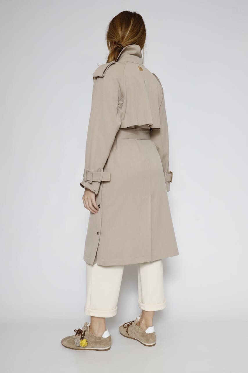 Gabardina larga de corte regular SC7002W45901-BEIGE